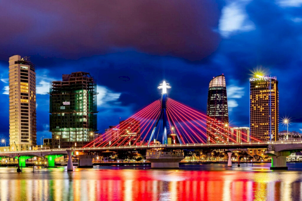 Only Vietnamese engineers and workers were involved in the construction of Han River Bridge 